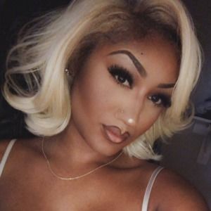 Meet your Posher, Marie